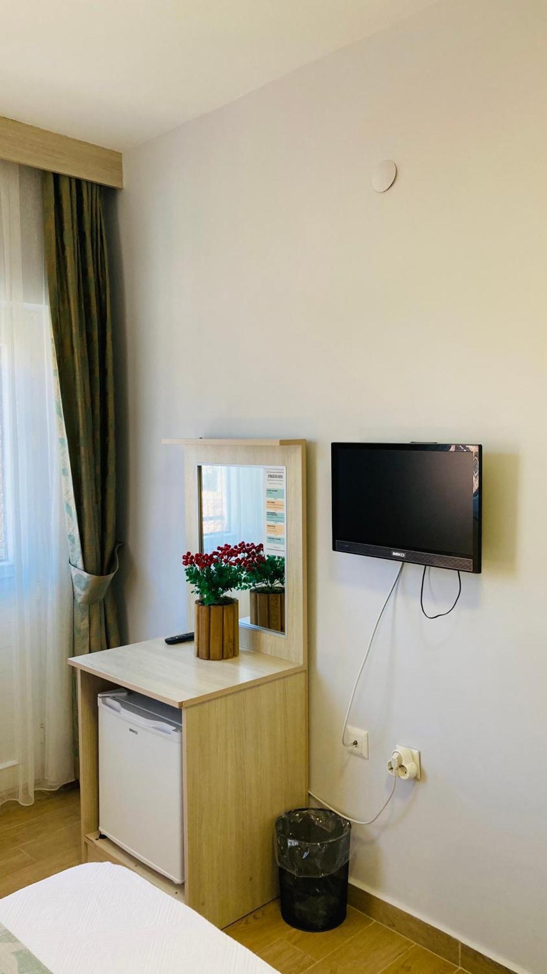 Bybassios Orhaniye Orhaniye  Bagian luar foto